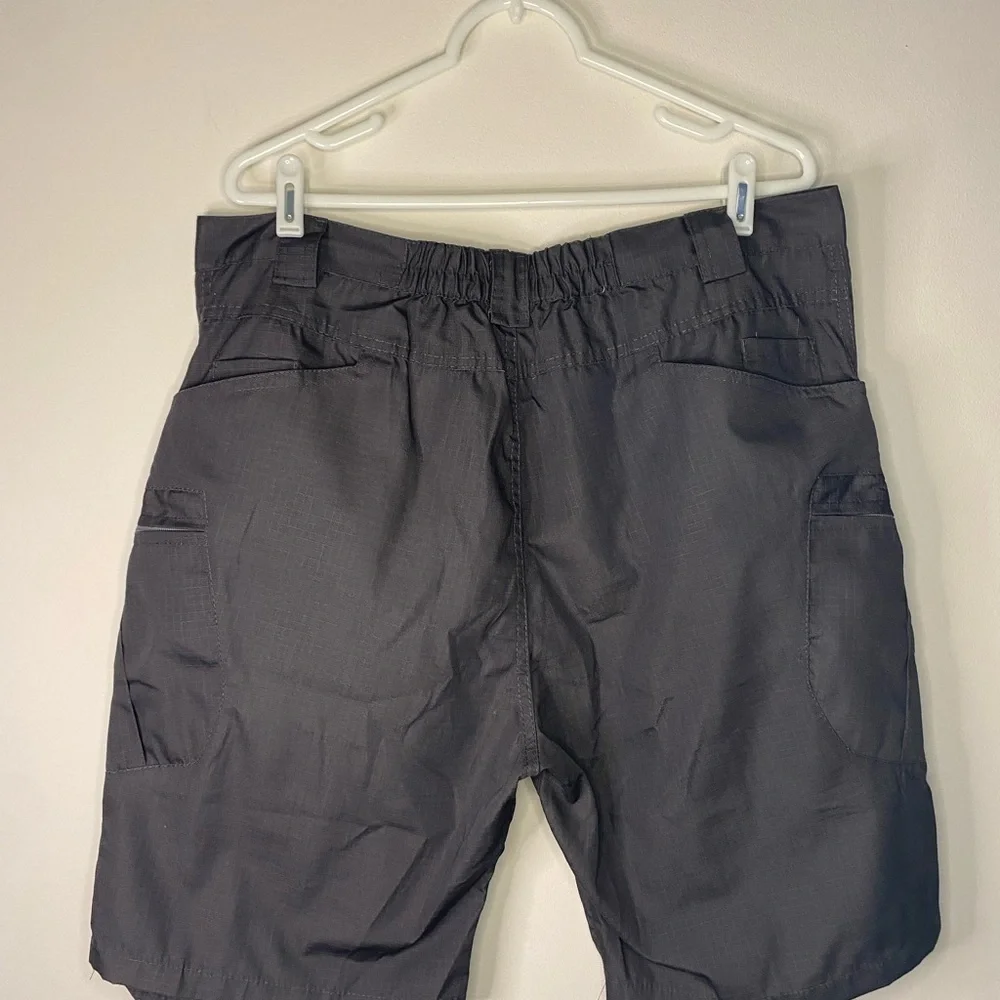 NWT Mens Outdoor Equipment‎ Cargo Gray Shorts Elastic Waist Size 2XL